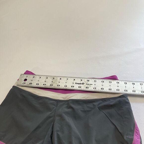 Lululemon 4 Groovy Run Short Violaceous Purple Coal Gray Iris Pink EUC! Rare! - Picture 2 of 8